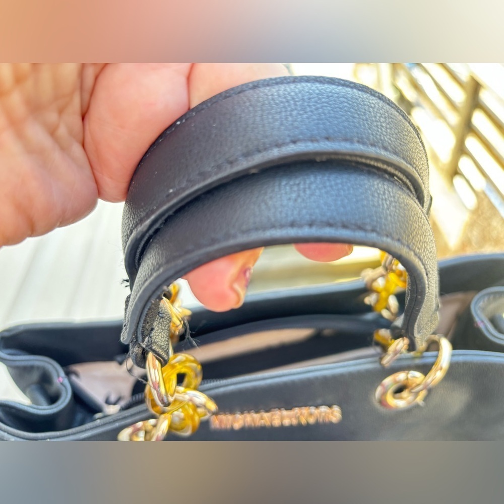 Michael Kors Bag - Picture 11 of 11